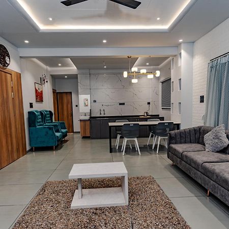 Hotel Mountain View Nashik Εξωτερικό φωτογραφία